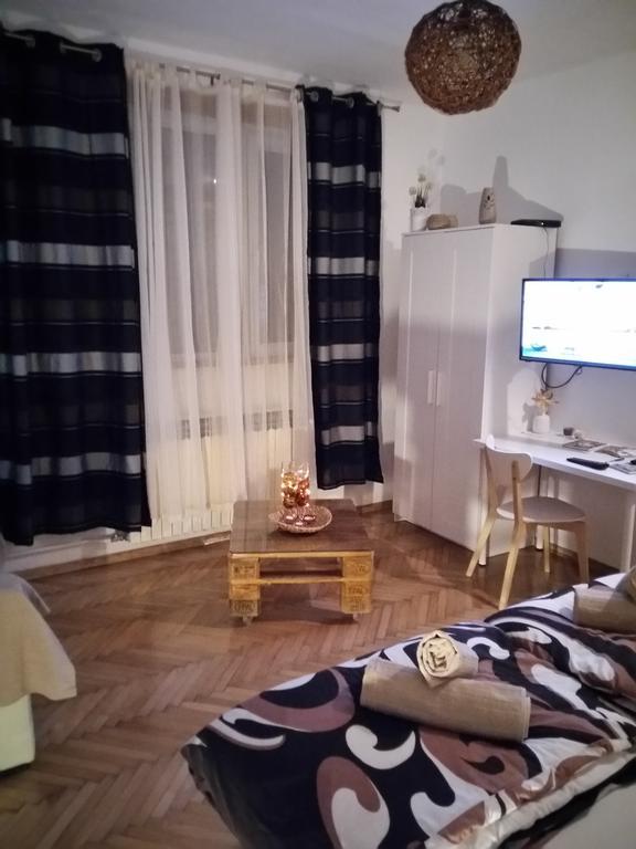 Apartmani Stonewood Zagreb Extérieur photo